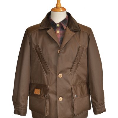 Giacca canvas  antispina totalmente antistrappo, foderata con leggero panno di lana.