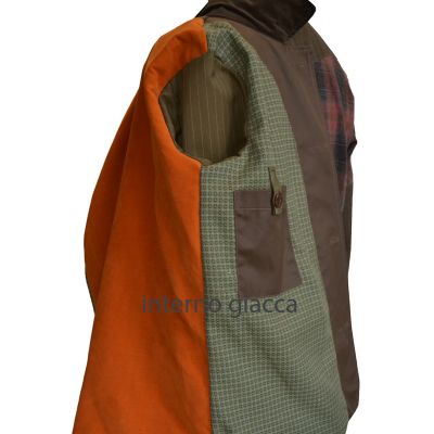 Giacca canvas  antispina totalmente antistrappo, foderata con leggero panno di lana.