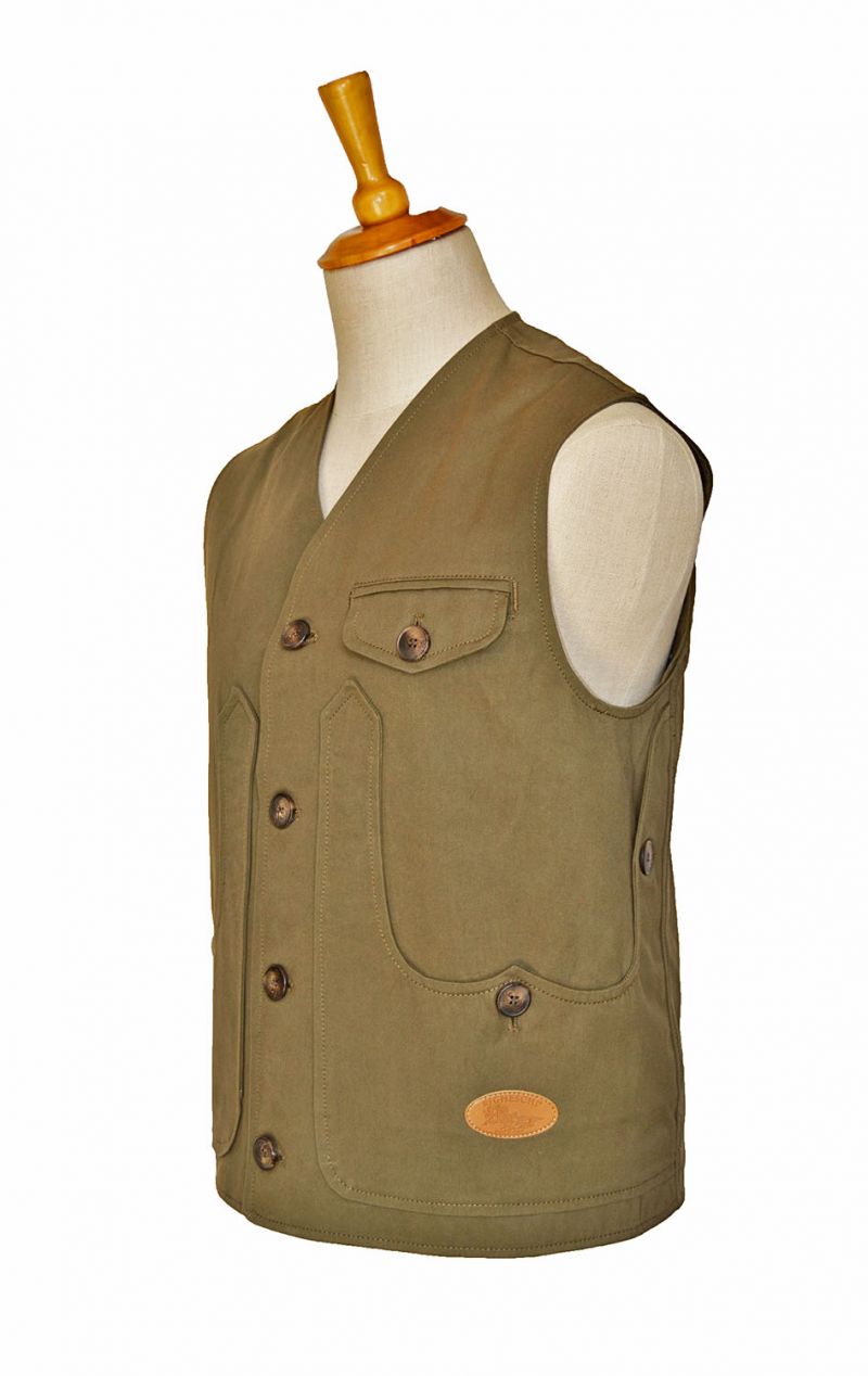 Gilet realizzato  in vari tessuti, canvas, fustagno e velluto