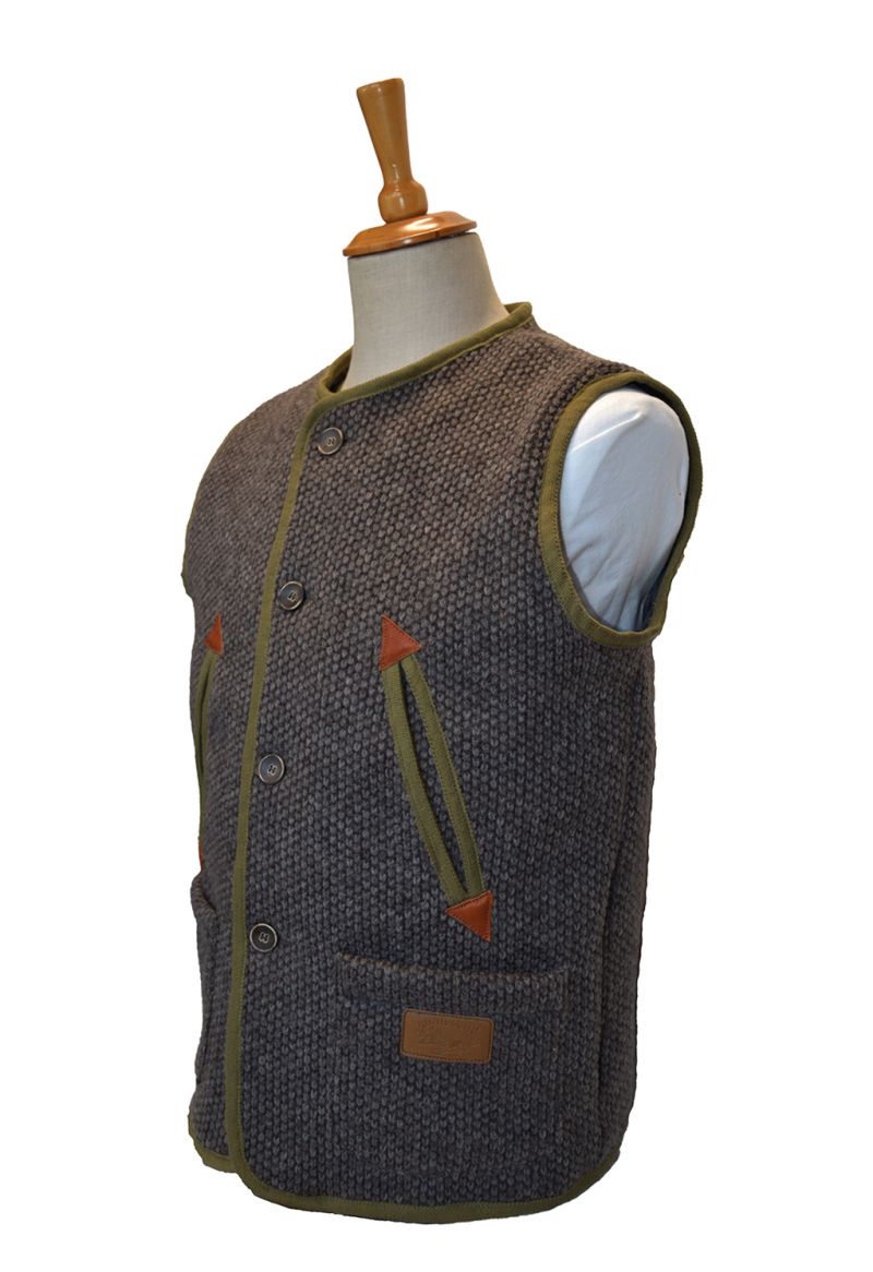 gilet modello tirolese in lana e lana cotta
