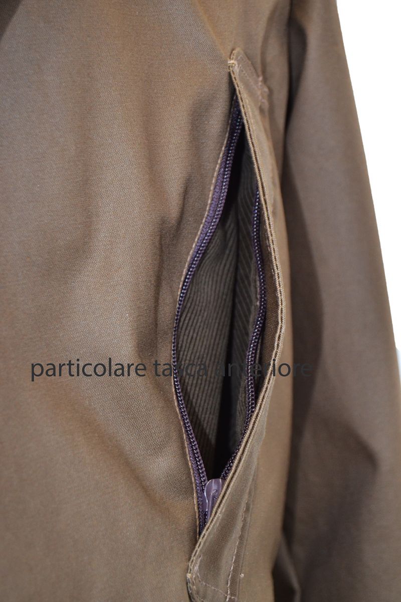 Giacca canvas  antispina totalmente antistrappo, foderata con leggero panno di lana.